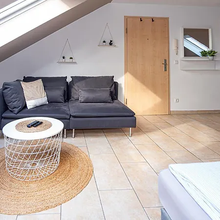Apartment Schoene Gemuetliche In *